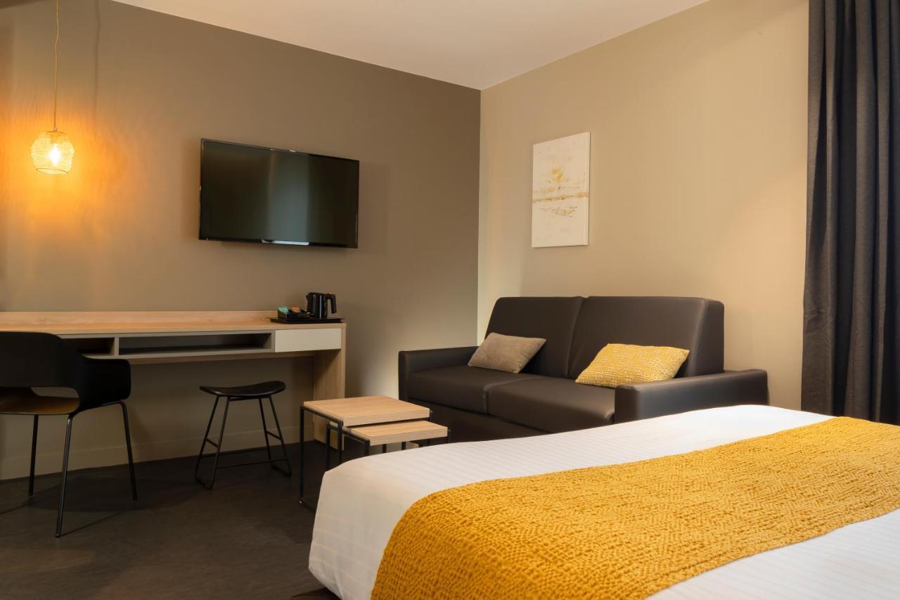 Aparthotel 37 Lodge Courbevoie Paris La Defense Exterior photo