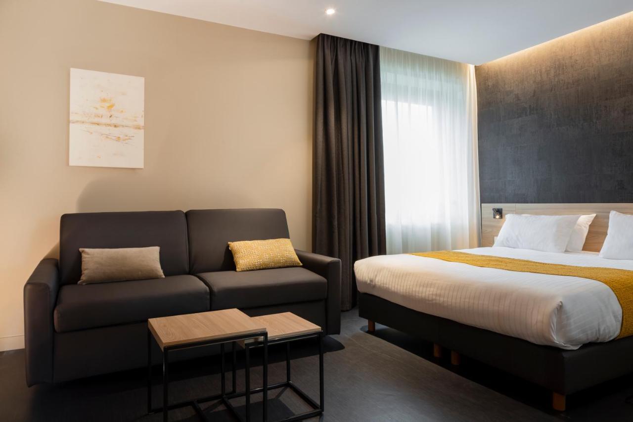 Aparthotel 37 Lodge Courbevoie Paris La Defense Exterior photo