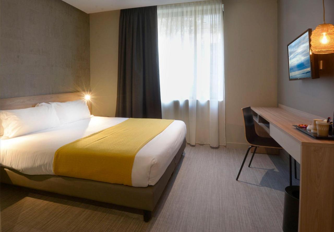 Aparthotel 37 Lodge Courbevoie Paris La Defense Exterior photo